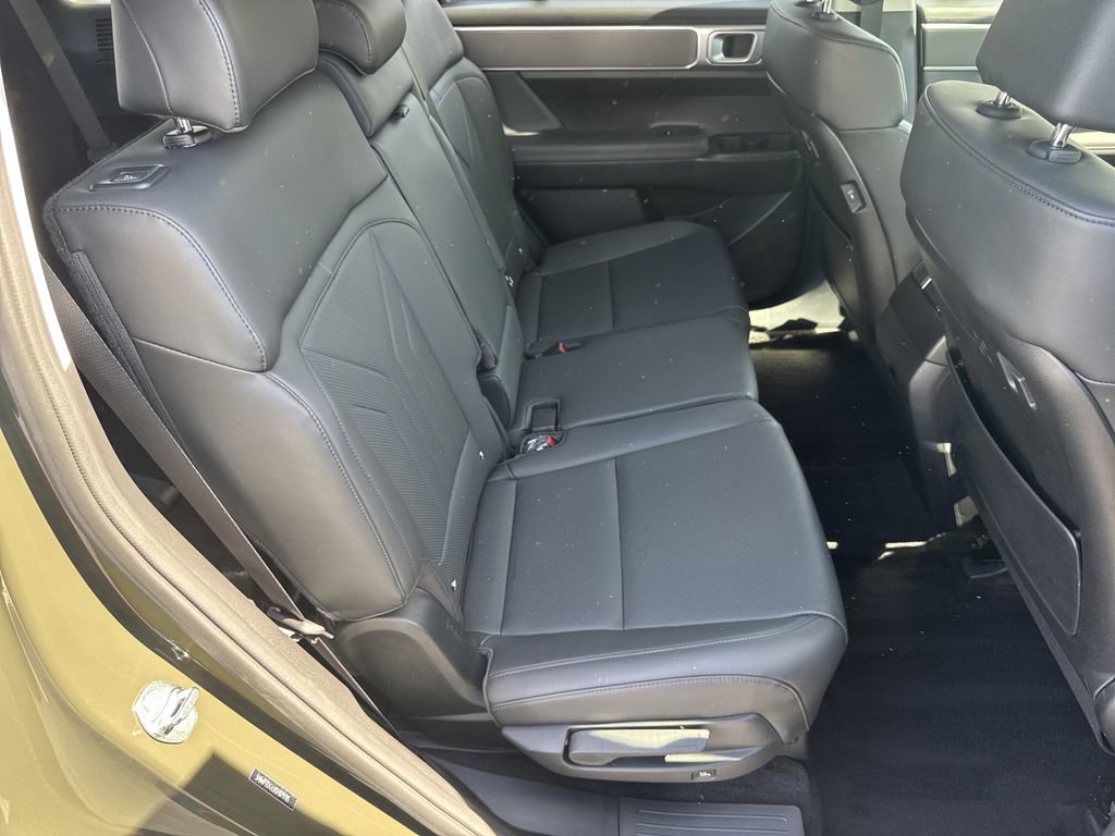 Used 2025 Hyundai Santa Fe SEL image 15