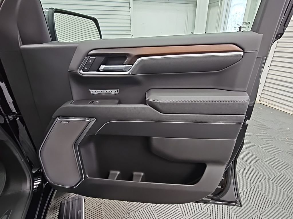 New 2026 GMC Sierra 1500 Denali w/ Denali Reserve Package image 41