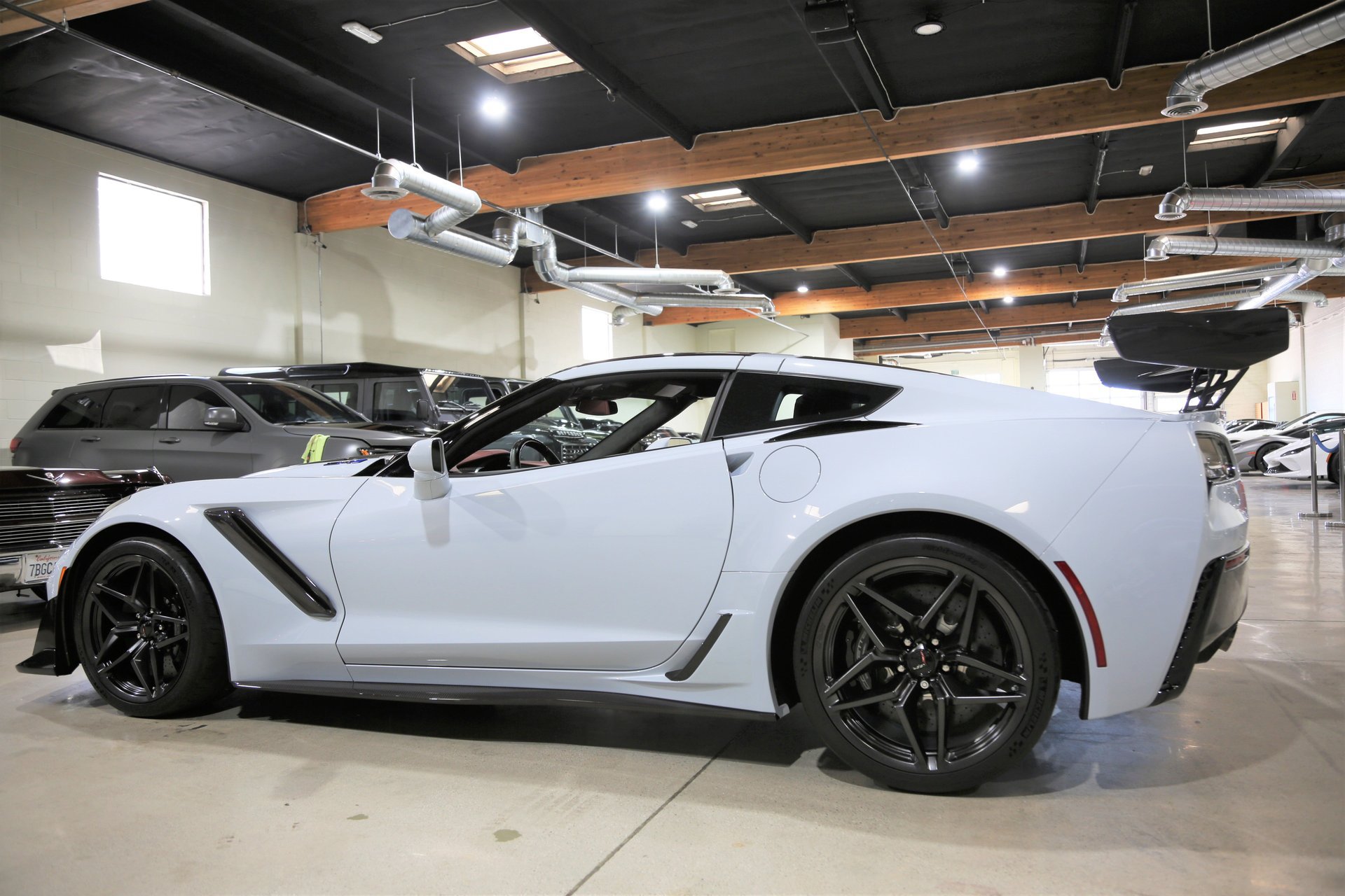 Used 2019 Chevrolet Corvette ZR1 RWD image 17