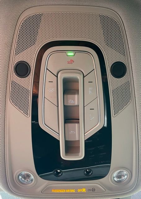 Used 2021 Audi e-tron Premium w/ Convenience Plus Package image 23