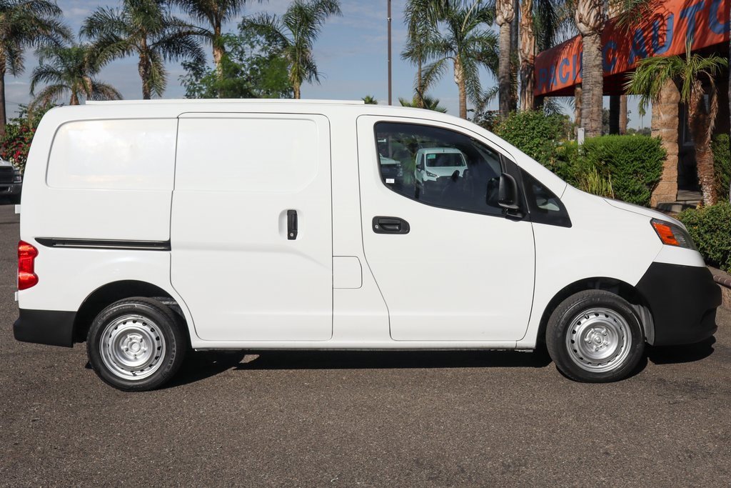 Used 2018 Nissan NV200 S w/ Cruise Control Package image 11