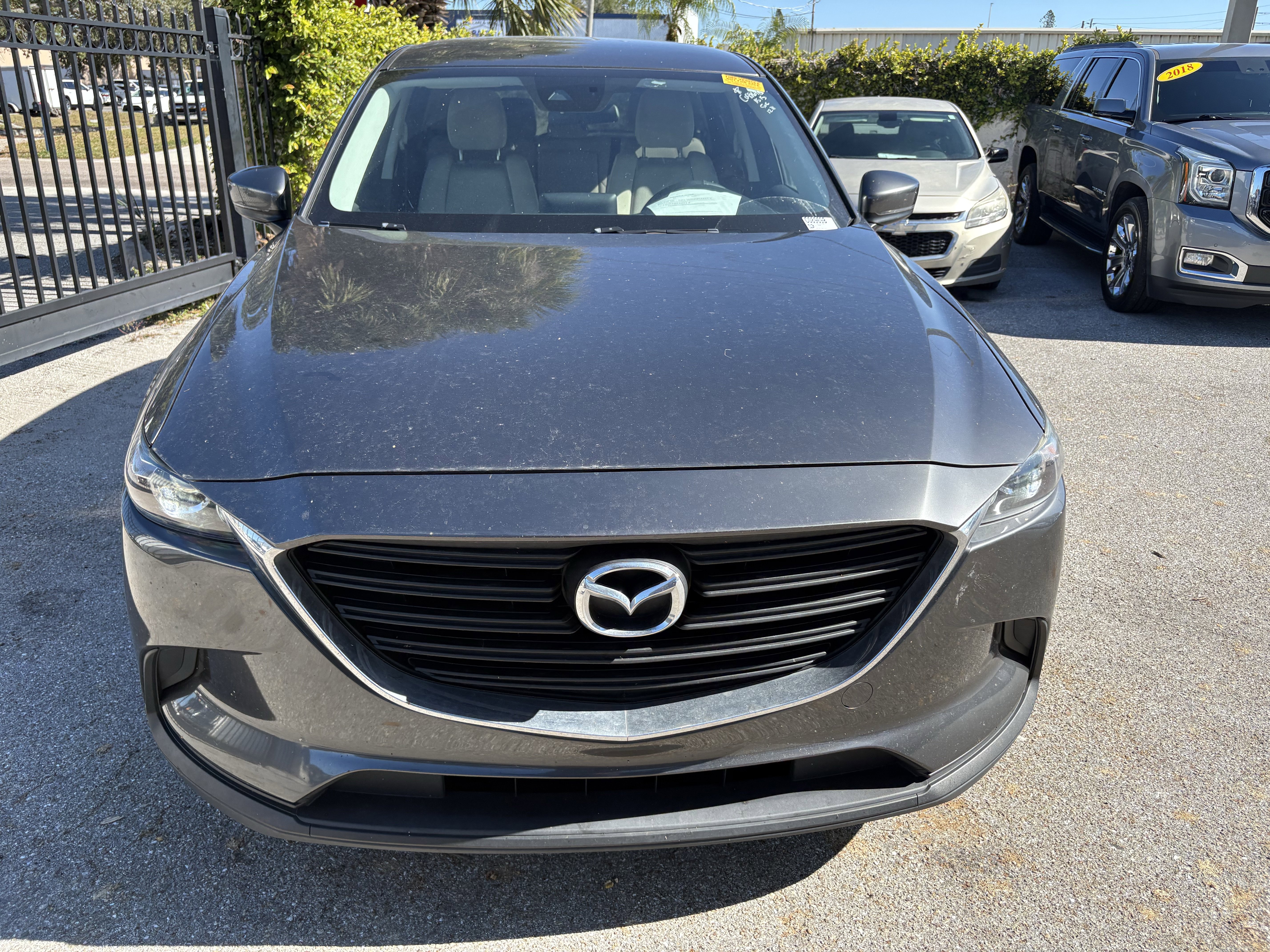 Used 2018 MAZDA CX-9 Sport image 2