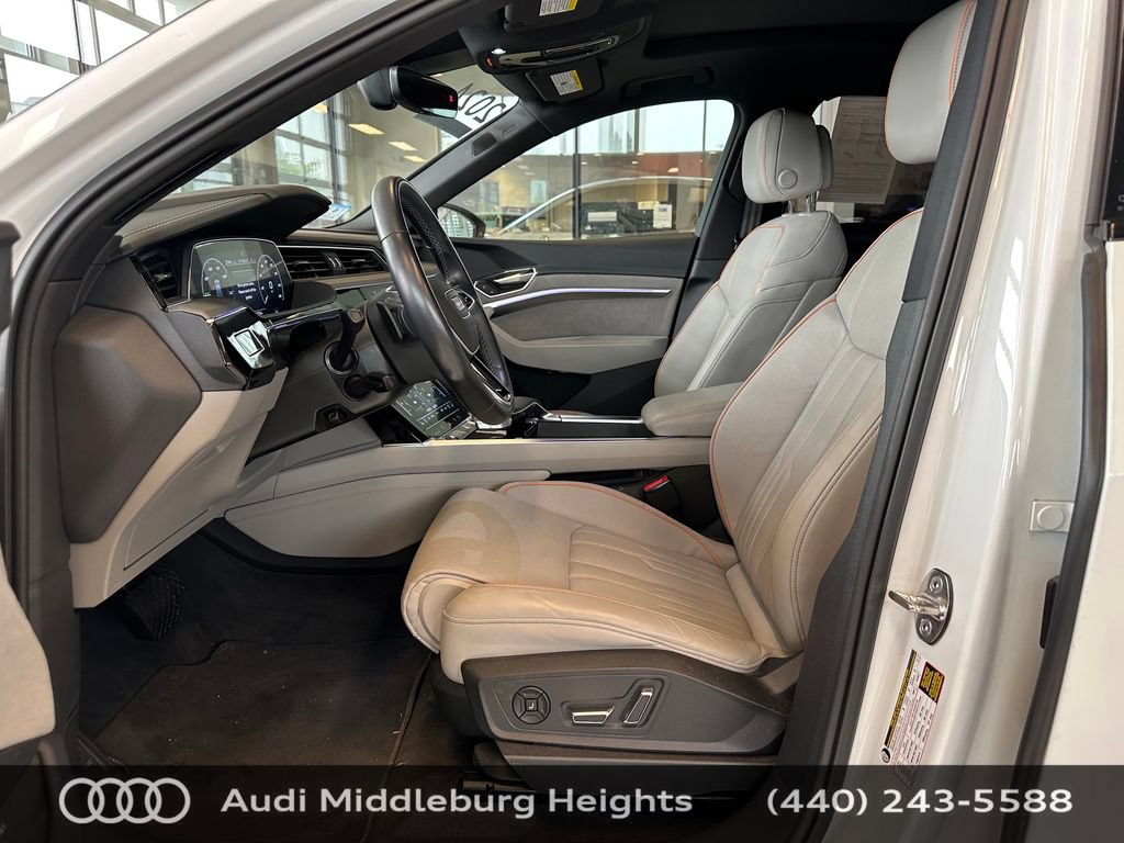 Used 2024 Audi Q8 e-tron Prestige w/ Prestige Package AWD/4WD image 11