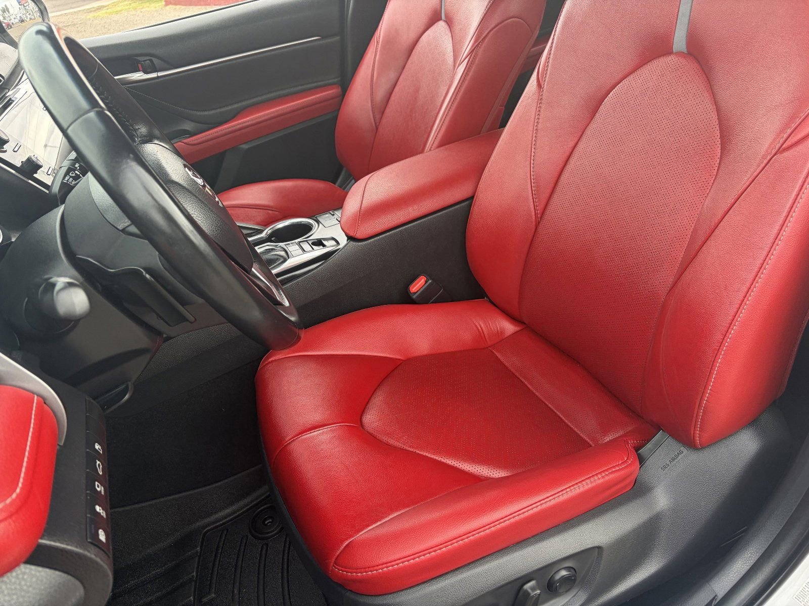 Used 2018 Toyota Camry XSE w/ Driver Assist Package FWD image 21