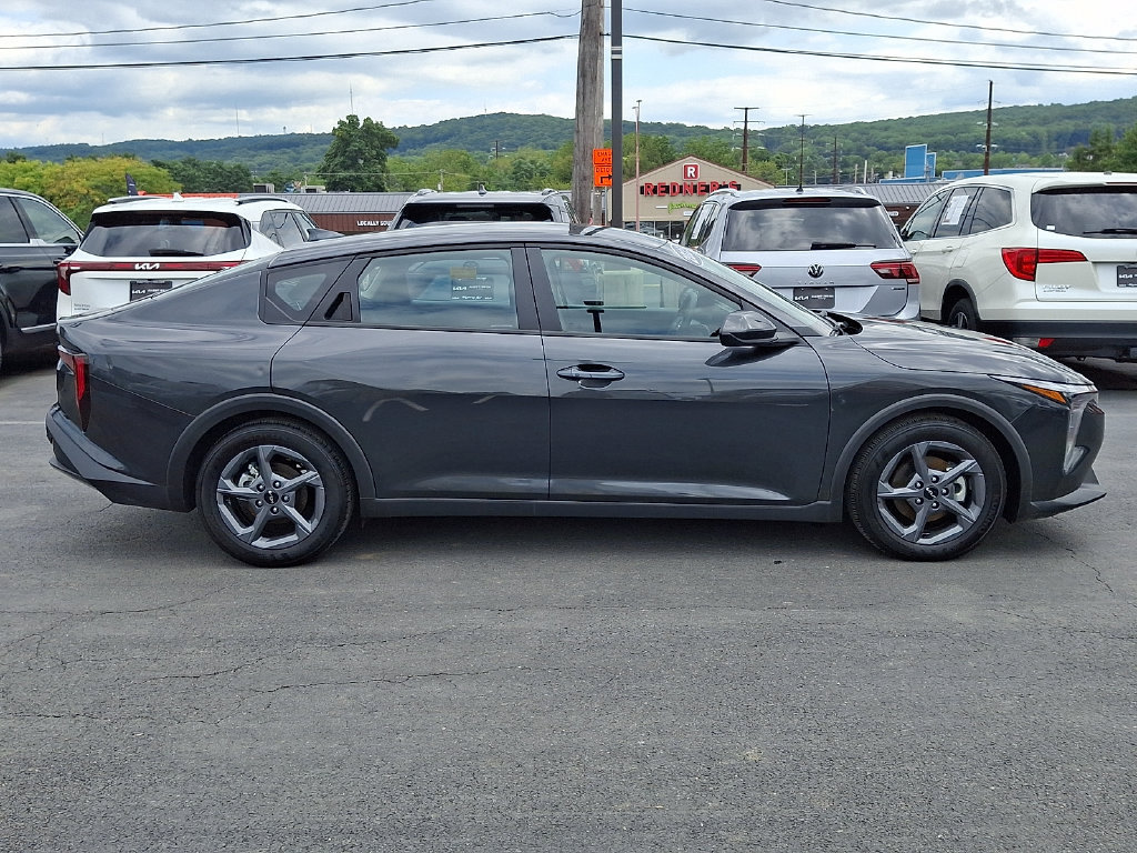 Certified 2025 Kia K4 FWD image 7