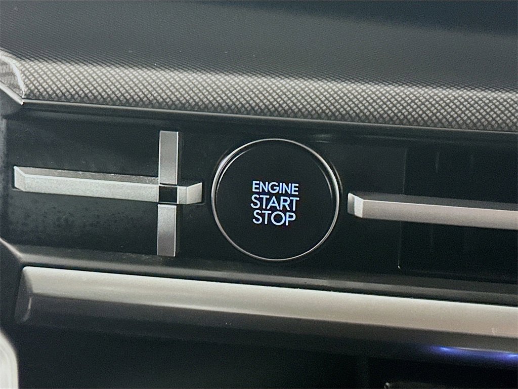 Used 2025 Hyundai Santa Fe SEL image 25