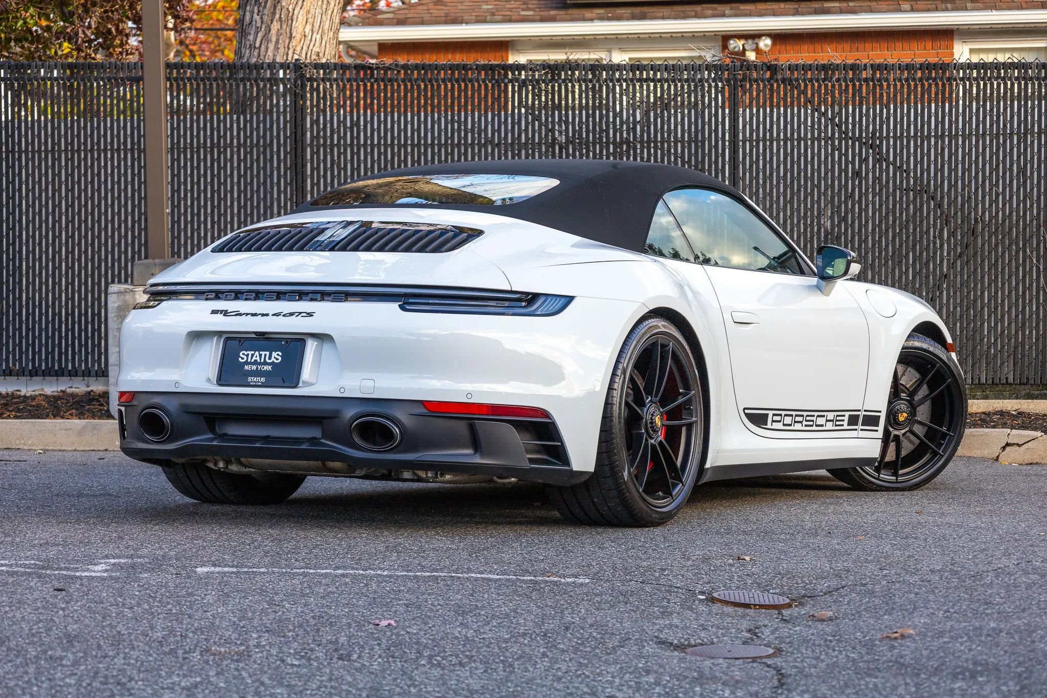 Used 2024 Porsche 911 Carrera 4 GTS image 33