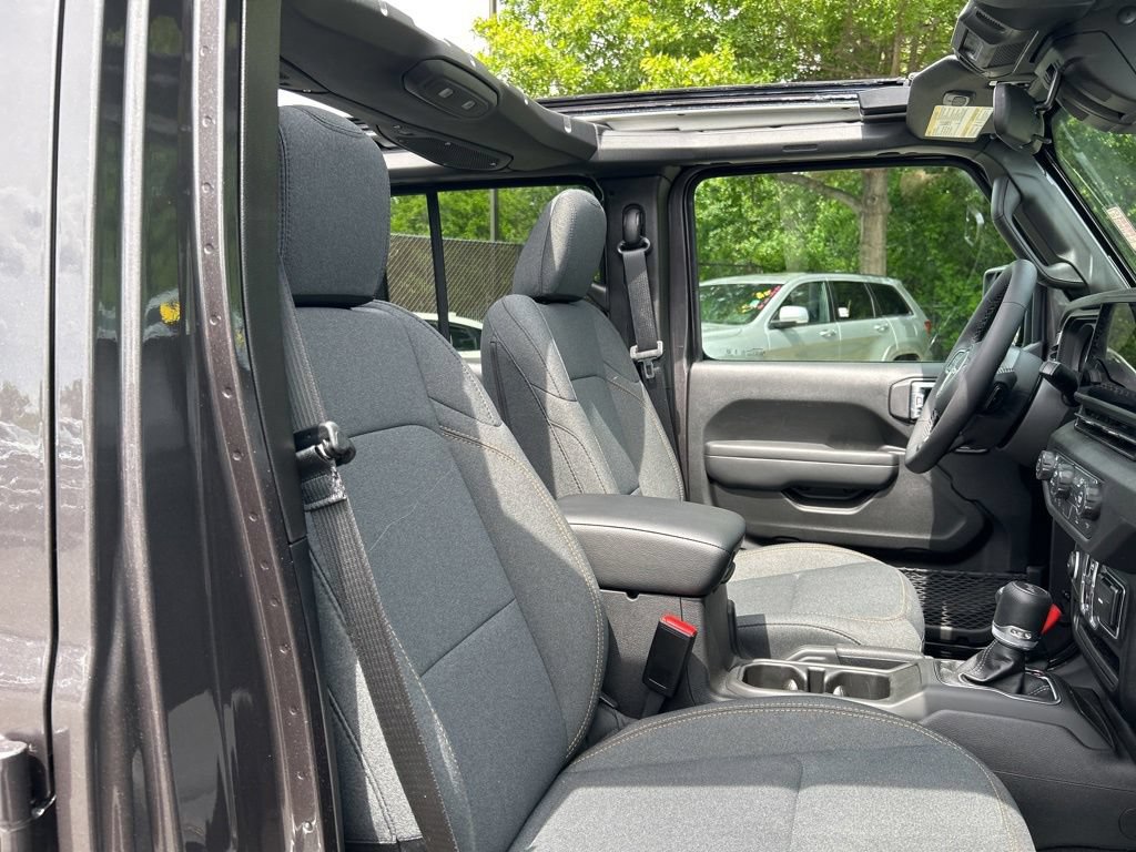 New 2026 Jeep Wrangler Unlimited Sport AWD/4WD image 35