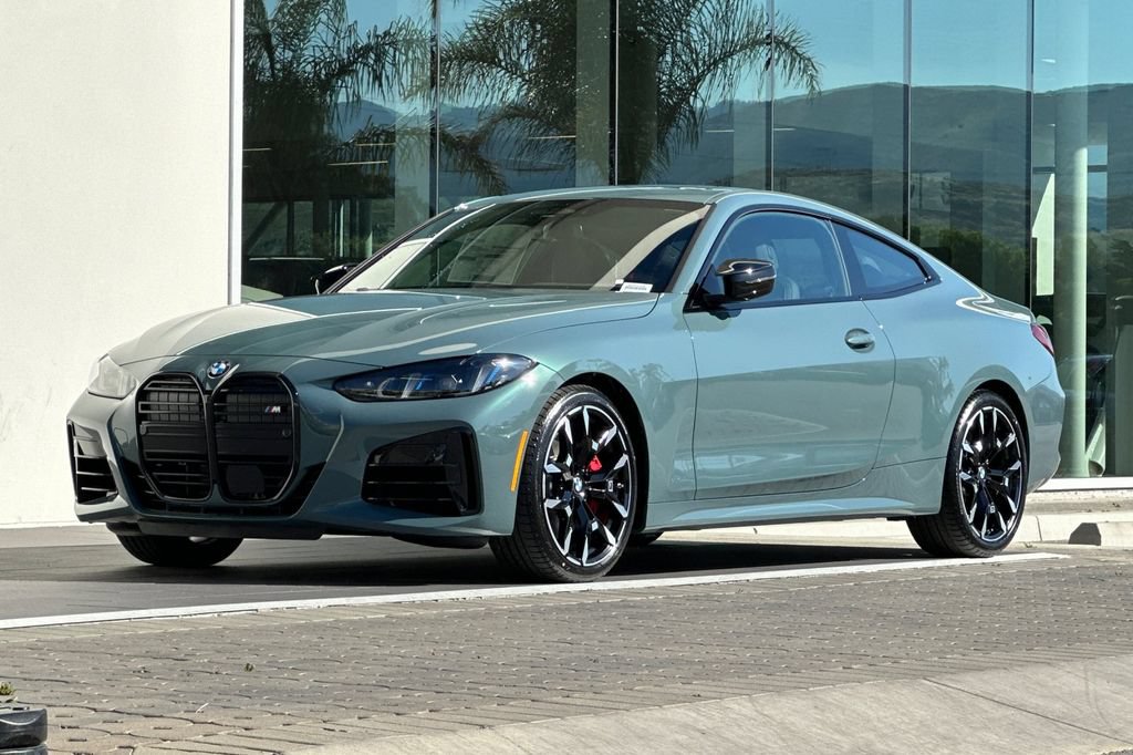 New 2026 BMW M440i Coupe RWD image 7
