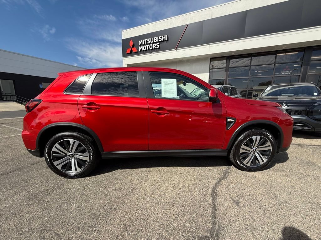 Used 2023 Mitsubishi Outlander Sport ES AWD/4WD image 14