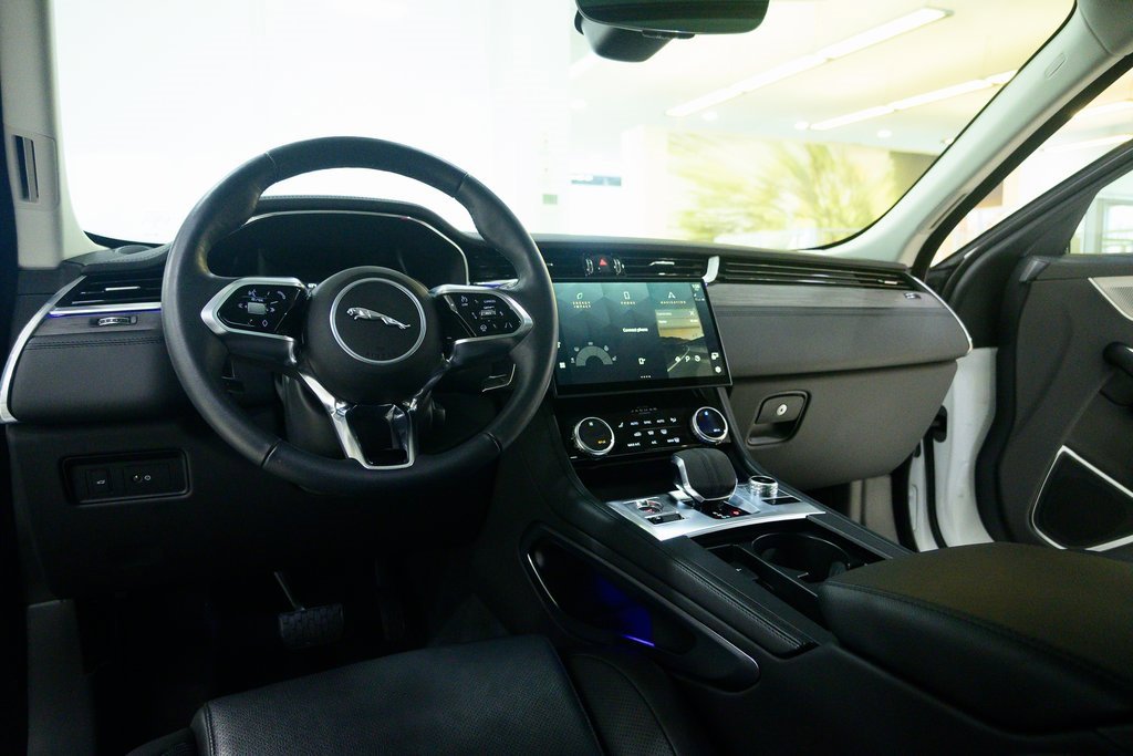 Used 2023 Jaguar F-PACE S image 12