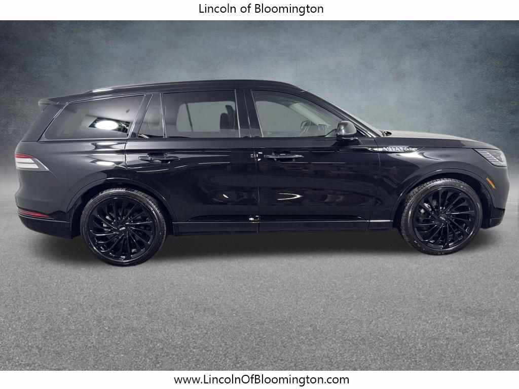 Used 2026 Lincoln Aviator Reserve w/ Equipment Group 201A AWD/4WD image 9