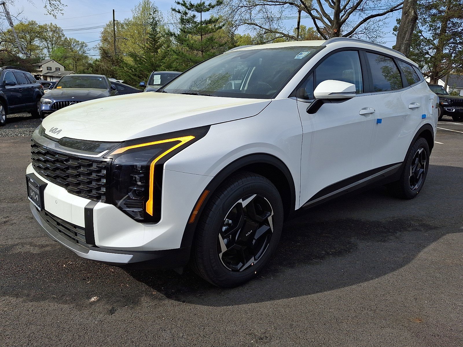 New 2026 Kia Sportage EX AWD/4WD image 3