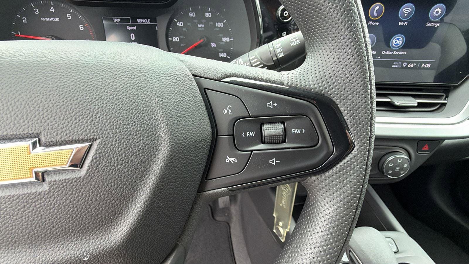 New 2026 Chevrolet Trax LS w/ LS Convenience Package FWD image 21