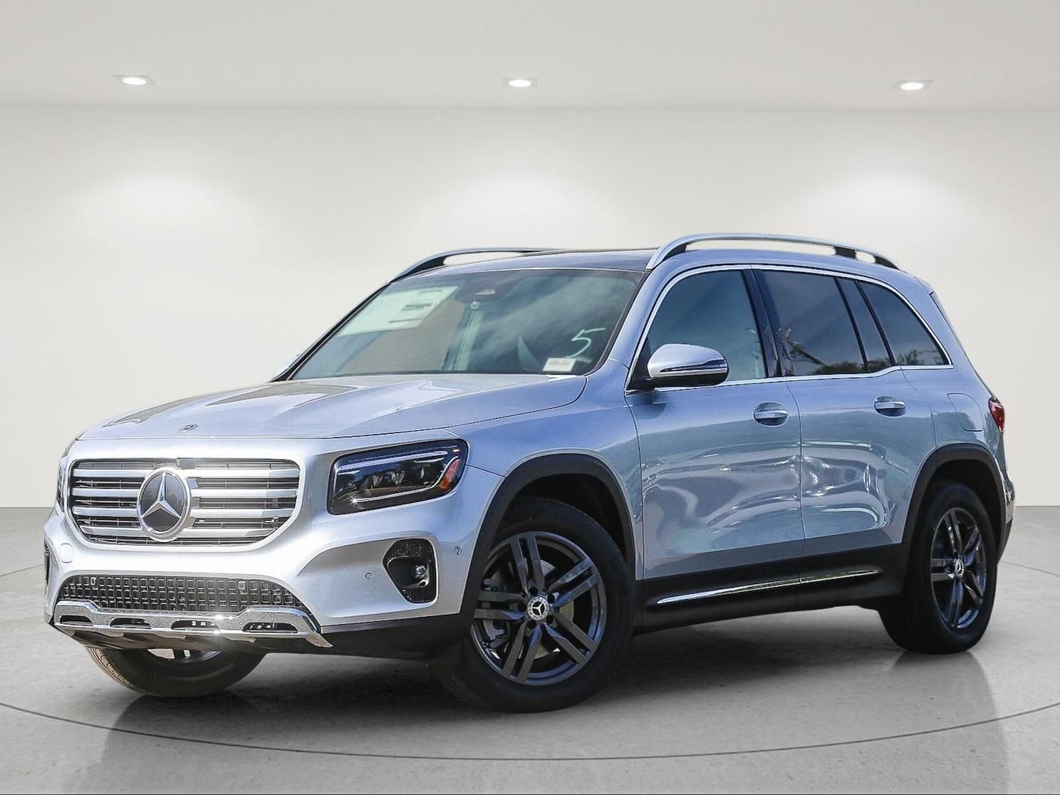 New 2026 Mercedes-Benz GLB 250 4MATIC image 2