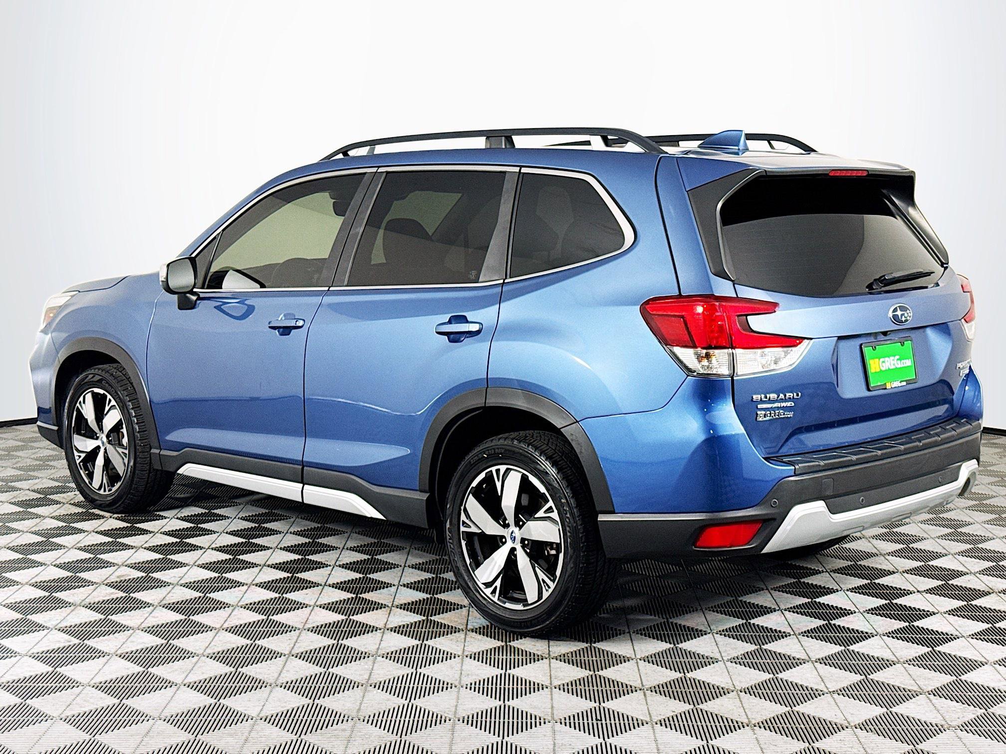 Used 2020 Subaru Forester Touring image 6