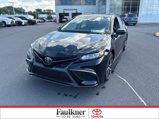 Used 2024 Toyota Camry SE FWD image 18