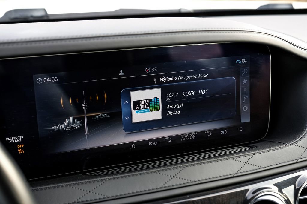 Used 2019 Mercedes-Benz S 560e w/ AMG Line Exterior image 36