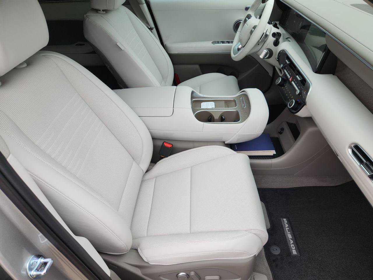 New 2026 Hyundai Palisade Limited FWD image 11