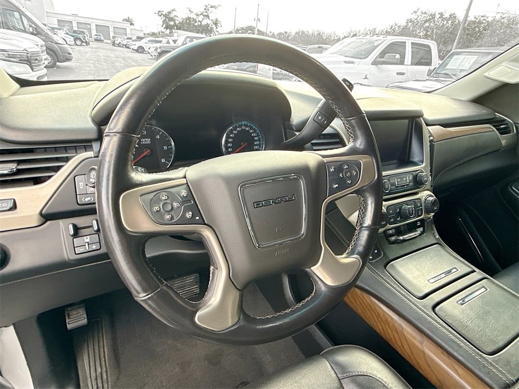 Used 2020 GMC Yukon XL Denali image 12
