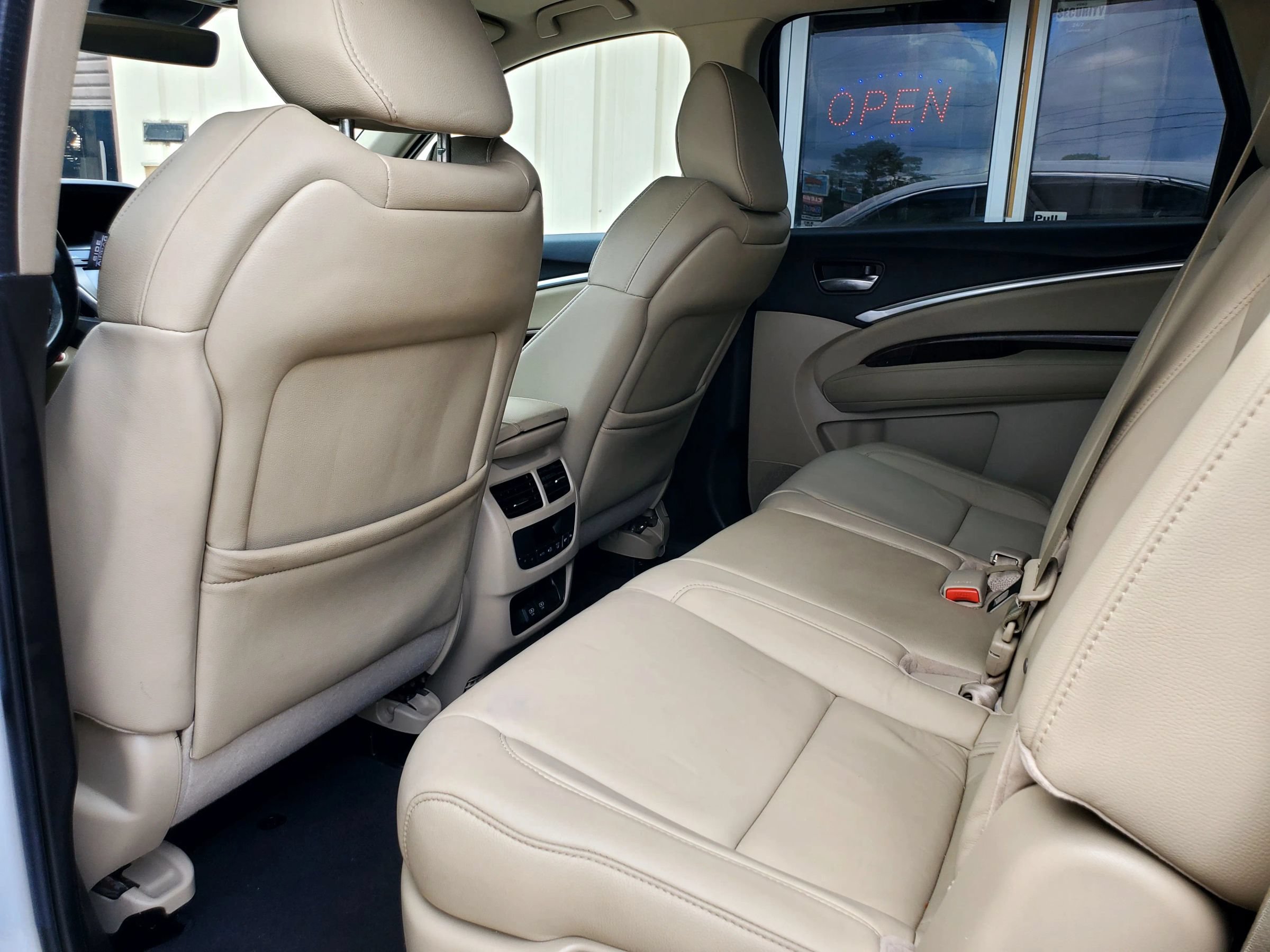 Used 2019 Acura MDX FWD image 28