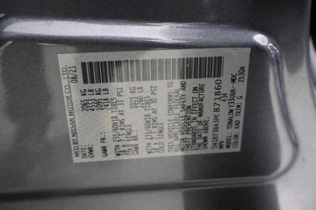 Used 2023 Nissan Rogue SV FWD image 34