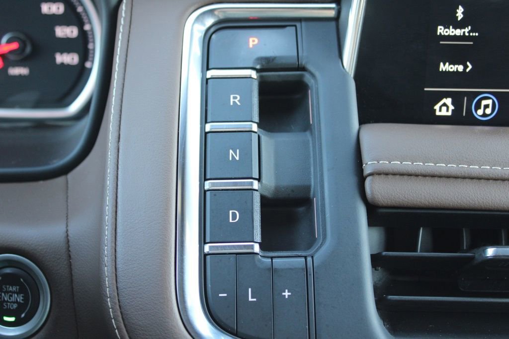 Used 2021 Chevrolet Suburban High Country image 40