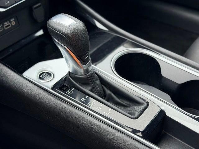 Used 2024 Nissan Altima 2.5 SV image 16