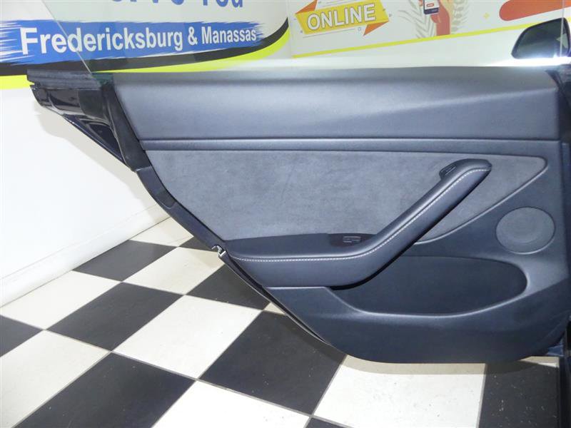 Used 2022 Tesla Model 3 image 24