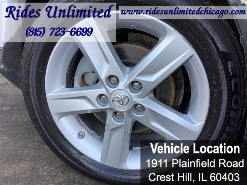Used 2012 Toyota Camry SE image 34
