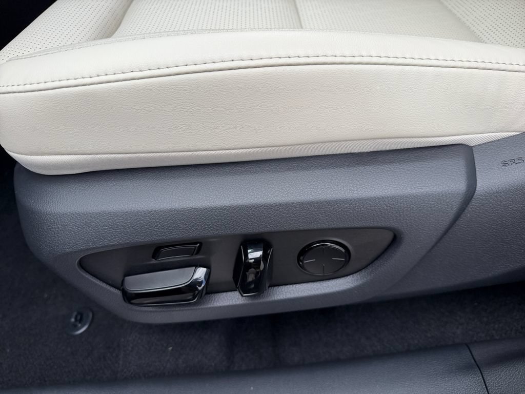 New 2026 Lexus RX 350 AWD image 13