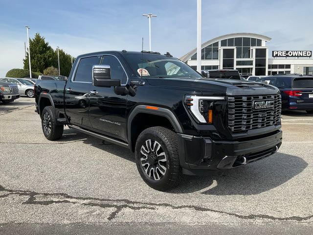 Used 2024 GMC Sierra 2500 Denali Ultimate w/ Max Trailering Package image 3