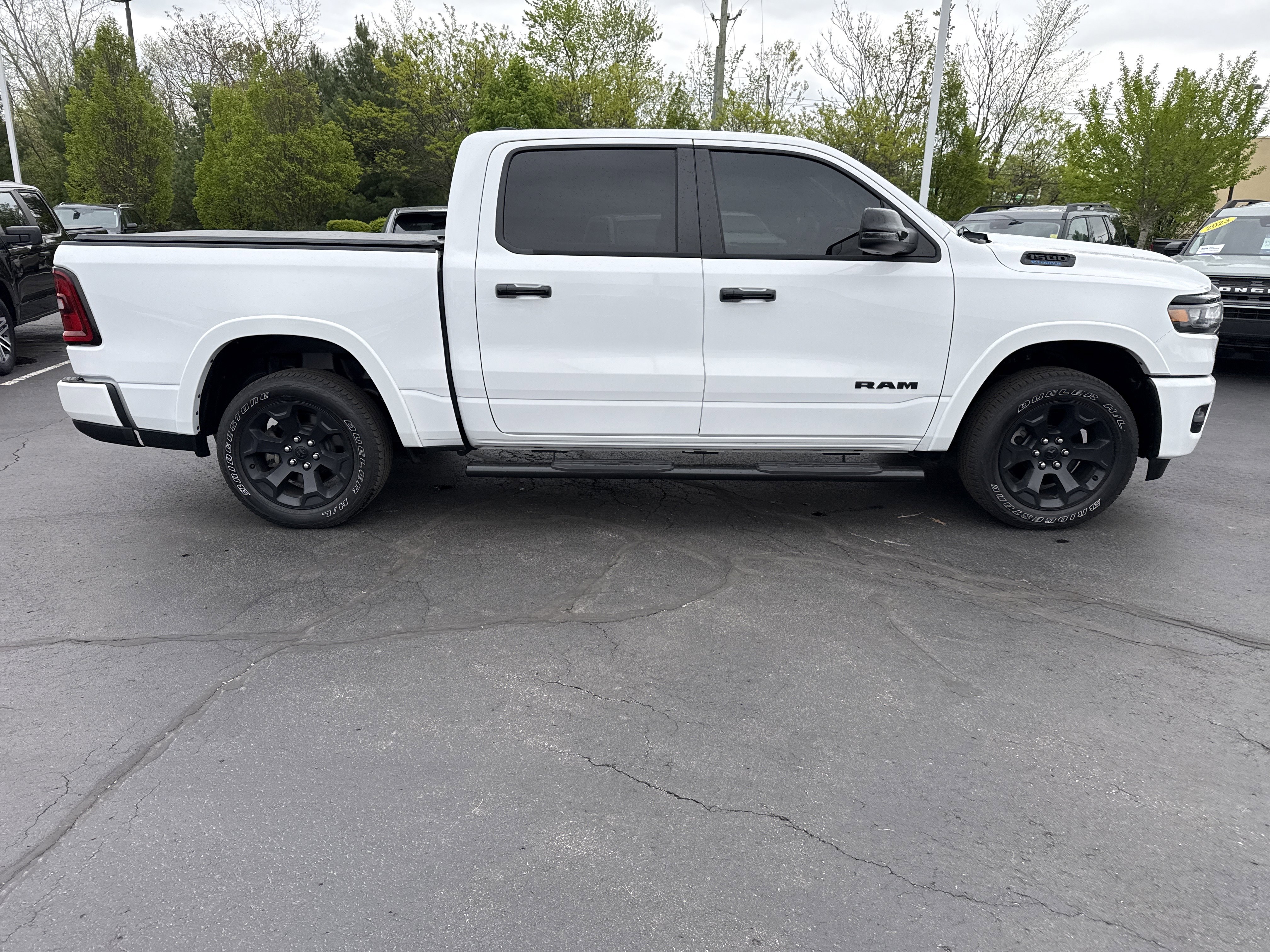 Used 2025 RAM 1500 Big Horn AWD/4WD image 11