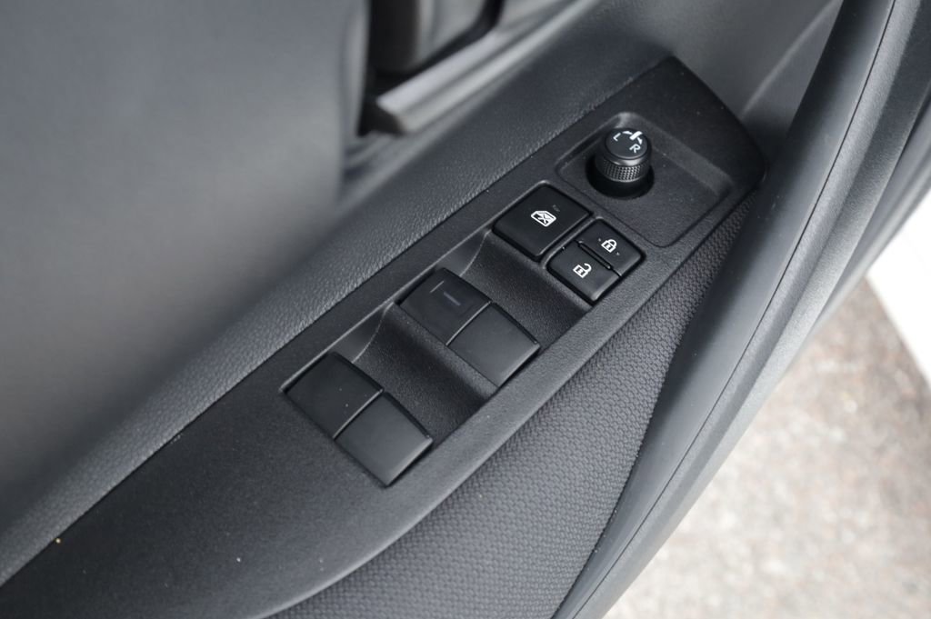 Used 2025 Toyota Corolla LE image 20