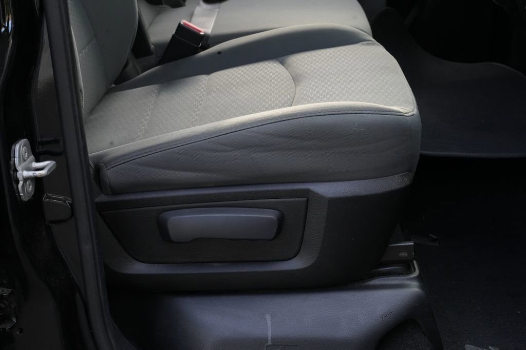 Used 2014 RAM 1500 Express w/ Ram Charger Package AWD/4WD image 29