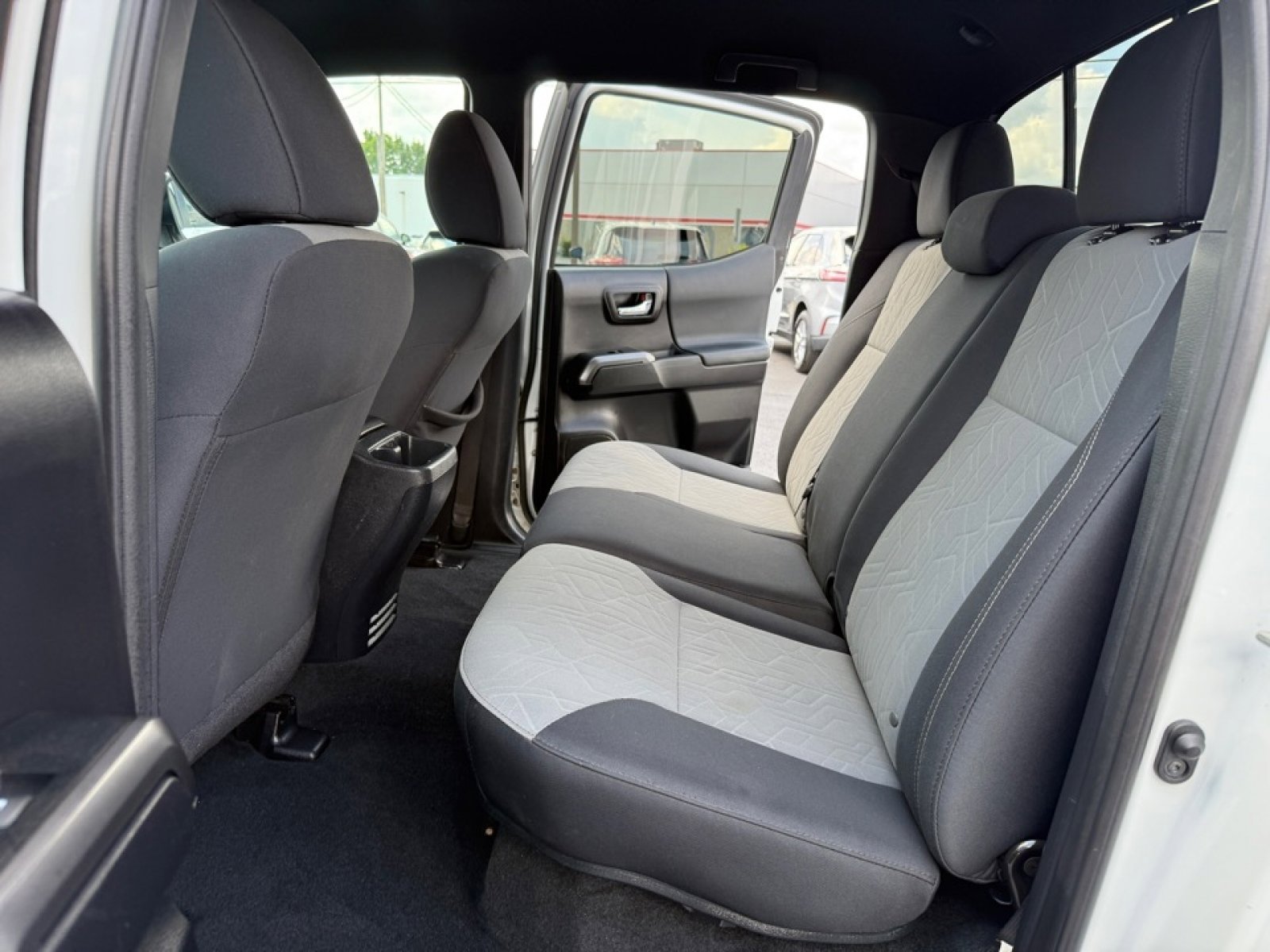 Used 2020 Toyota Tacoma 4x4 Double Cab image 14