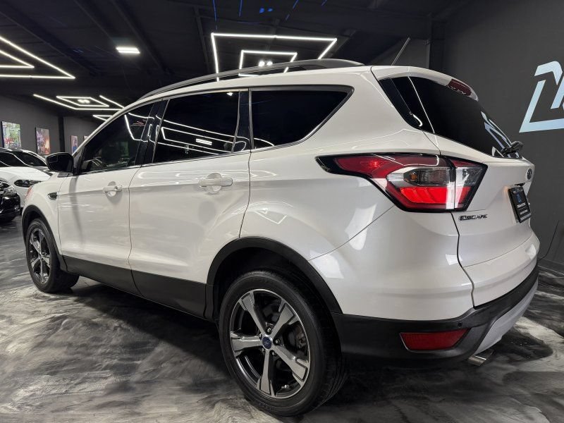 Used 2018 Ford Escape SEL FWD image 7