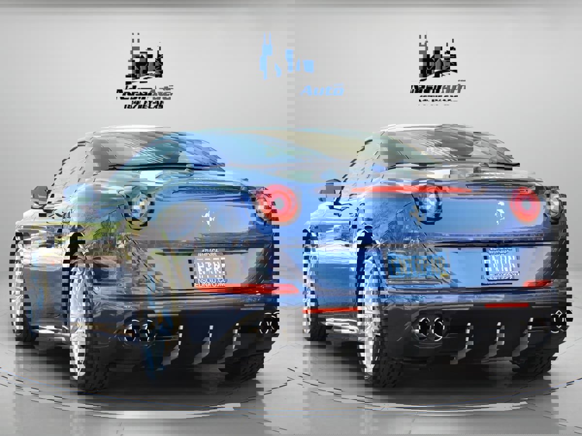 Used 2017 Ferrari California T image 6