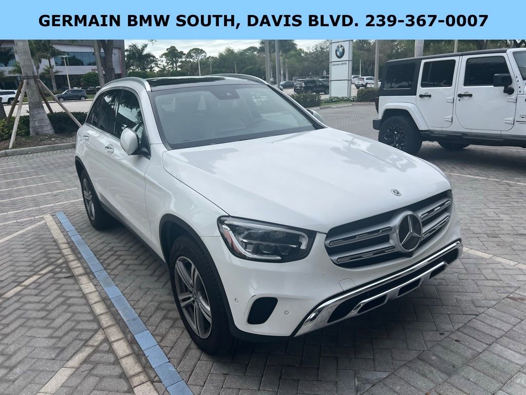Used 2022 Mercedes-Benz GLC 300 image 3
