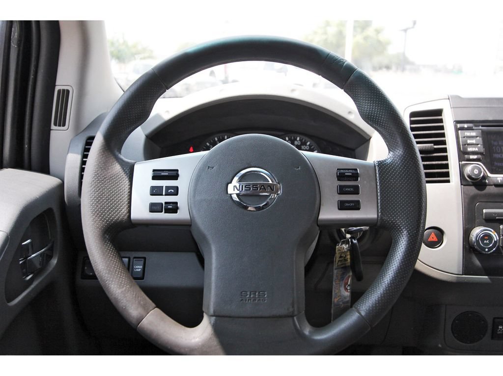 Used 2018 Nissan Frontier SV RWD image 13