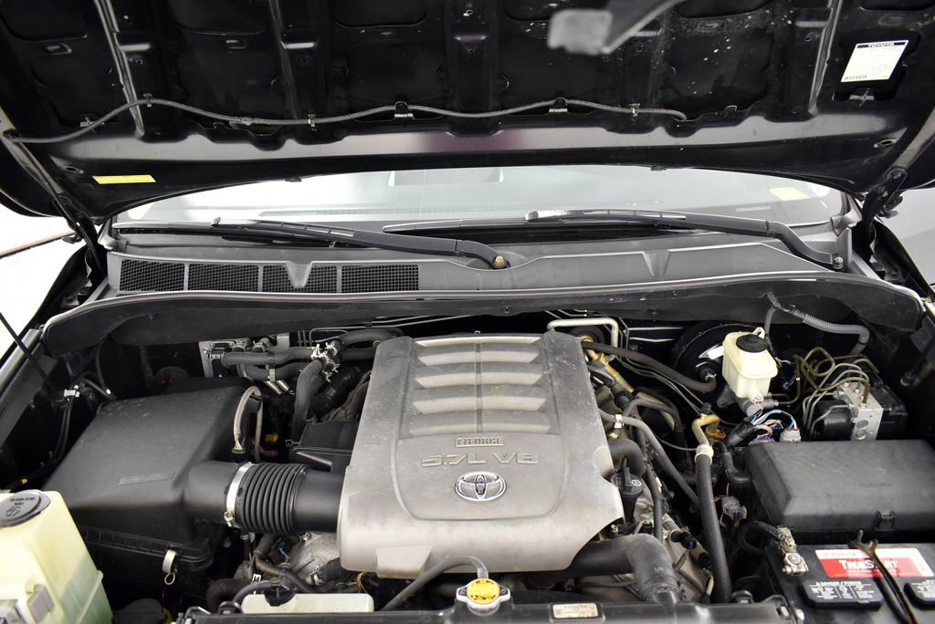 Used 2010 Toyota Sequoia Platinum image 48