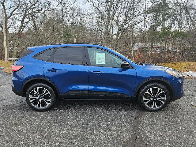 Certified 2022 Ford Escape SEL w/ SEL Stealth AWD Package image 4