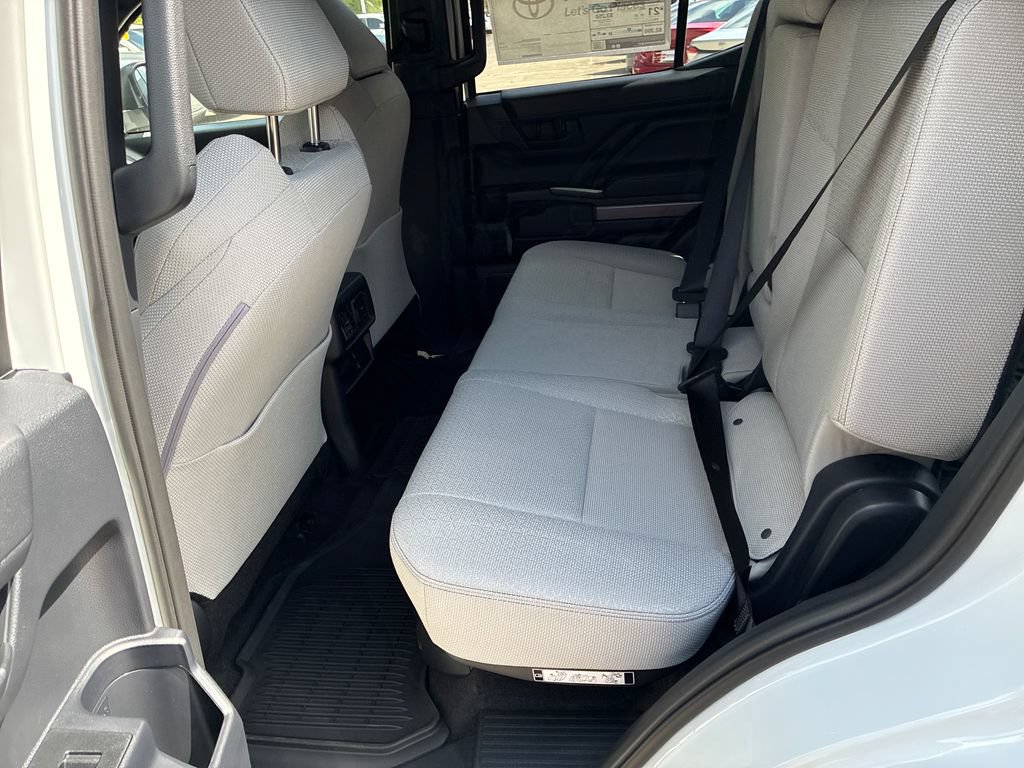 New 2026 Toyota 4Runner SR5 AWD/4WD image 16