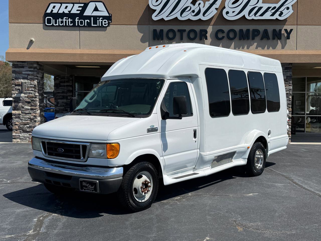 Used 2007 Ford E-350 and Econoline 350 Super Duty image 1