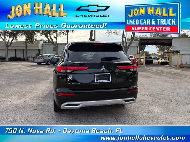 Used 2024 Mitsubishi Outlander FWD image 8