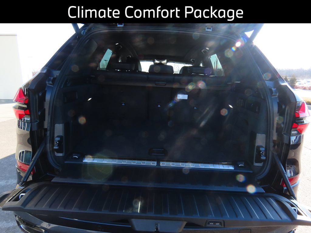 New 2026 BMW X5 xDrive50e w/ Executive Package AWD/4WD image 12
