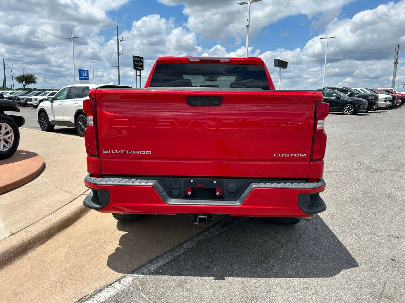Used 2020 Chevrolet Silverado 1500 Custom w/ Custom Value Package RWD image 6