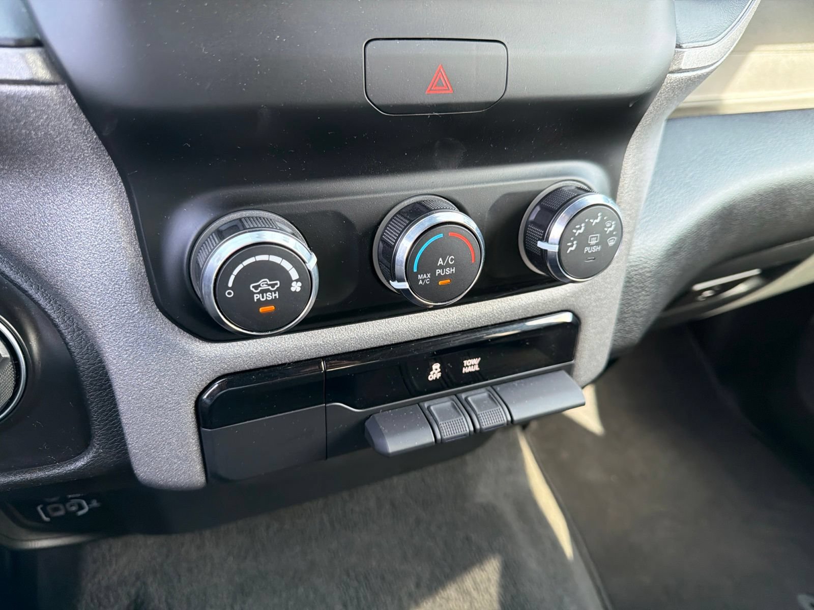 Used 2024 RAM 1500 Tradesman w/ Night Edition AWD/4WD image 23