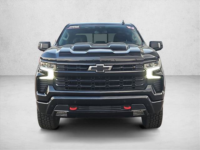Used 2024 Chevrolet Silverado 1500 LT Trail Boss w/ LT Trail Boss Premium Package AWD/4WD image 2
