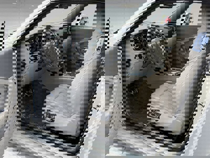 Used 2015 Bentley Continental GT image 29